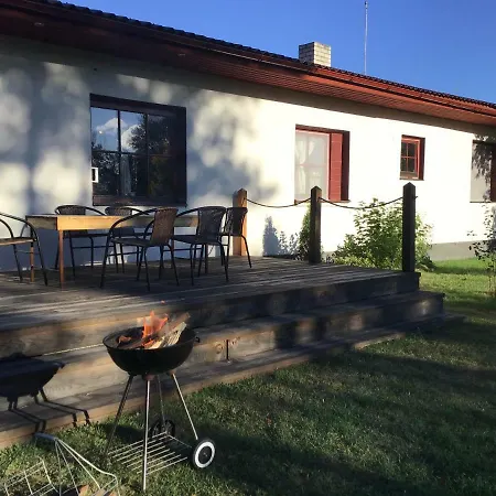 Aruvaelja Summerhouse Lassi